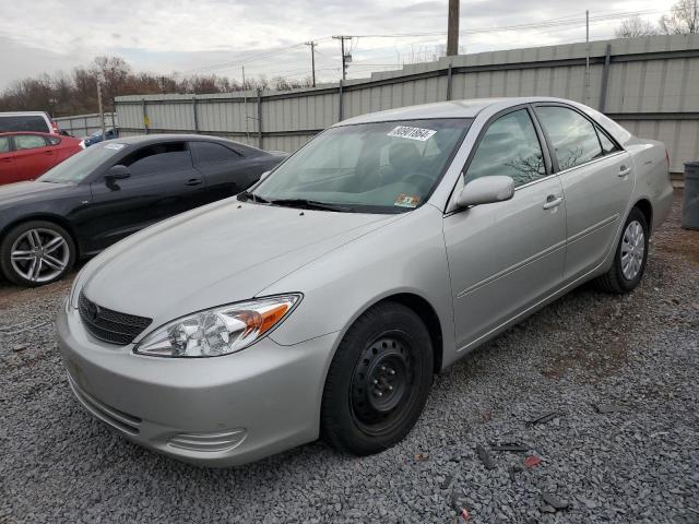 TOYOTA CAMRY LE 2002 with VIN 4T1BE30K62U042659 - Photo from auction