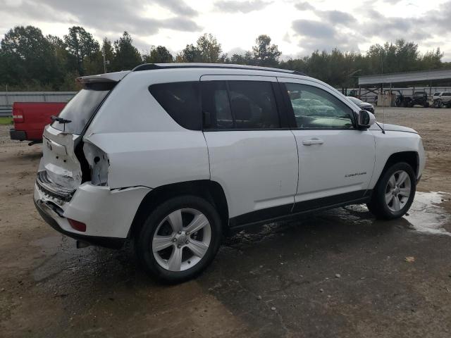 Photo 3 from auction – 2015 JEEP COMPASS LA with VIN 1C4NJDEBXFD208196