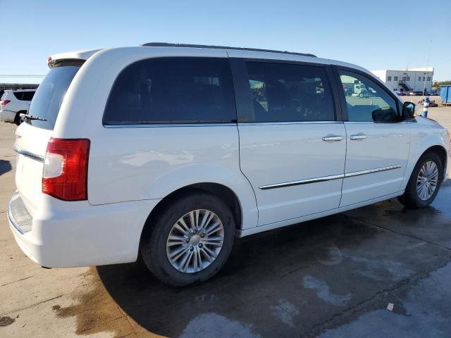 Photo 3 from auction – 2016 CHRYSLER TOWN & COU with VIN 2C4RC1CG5GR302963