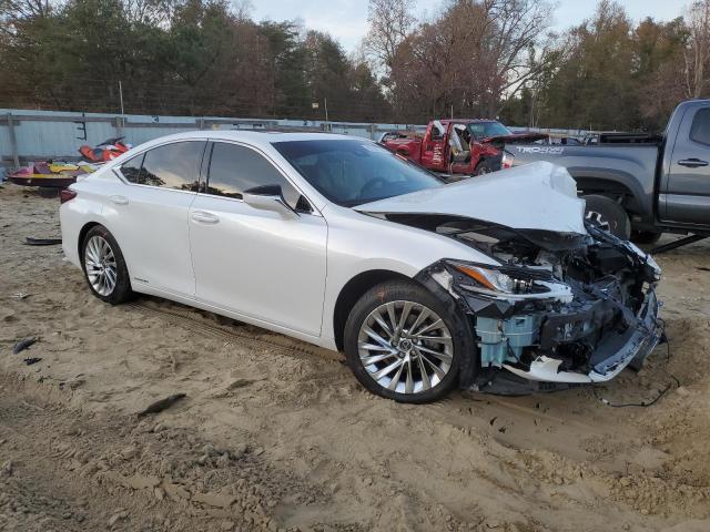 Photo 4 from auction – 2019 LEXUS ES 300H with VIN JTHB21B1XK2015240