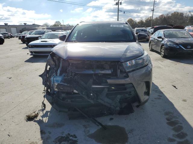 Photo 5 from auction – 2019 TOYOTA HIGHLANDER with VIN 5TDJZRFH5KS577795