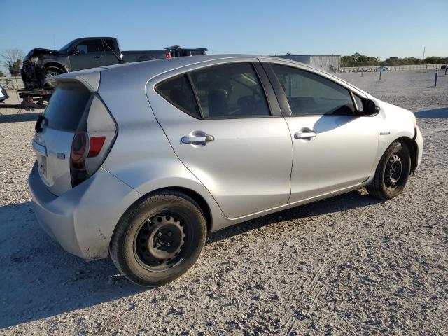 Photo 3 from auction – 2012 TOYOTA PRIUS C with VIN JTDKDTB31C1010346