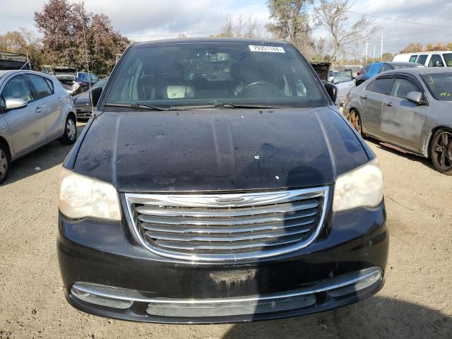 Photo 5 from auction – 2013 CHRYSLER TOWN & COU with VIN 2C4RC1HG0DR819642