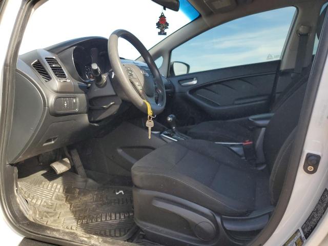 Photo 7 from auction – 2017 KIA FORTE LX with VIN 3KPFK4A78HE091206