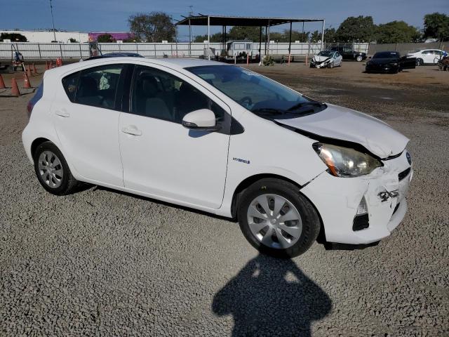 Photo 4 from auction – 2012 TOYOTA PRIUS C with VIN JTDKDTB32C1526330