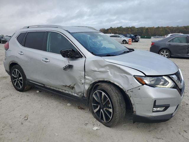 Photo 4 from auction – 2019 NISSAN ROGUE S with VIN 5N1AT2MT5KC752057