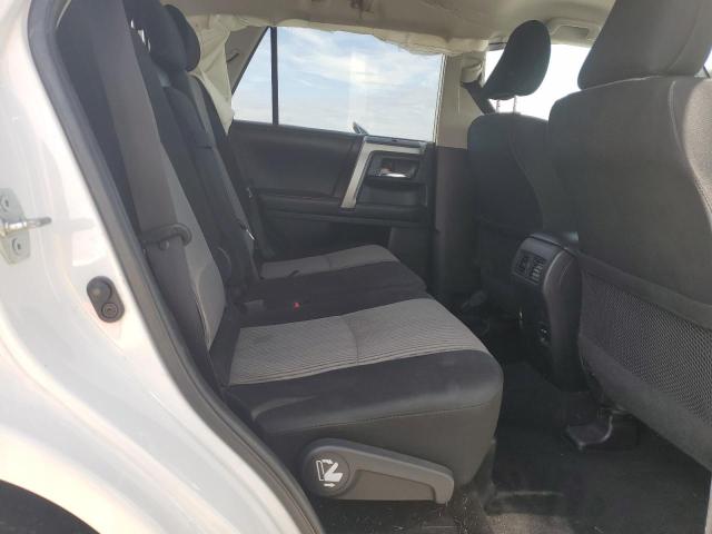 Photo 11 from auction – 2017 TOYOTA 4RUNNER SR with VIN JTEBU5JR2H5446717