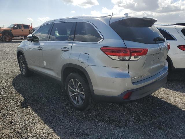Photo 2 from auction – 2019 TOYOTA HIGHLANDER with VIN 5TDKZRFH5KS564839