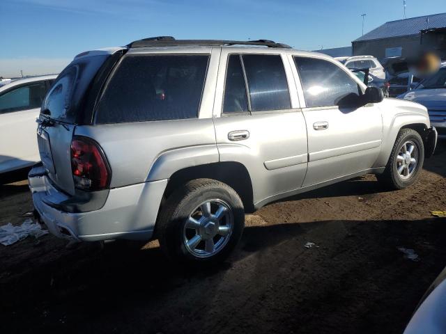Photo 3 from auction – 2005 CHEVROLET TRAILBLAZE with VIN 1GNDT13S852382373