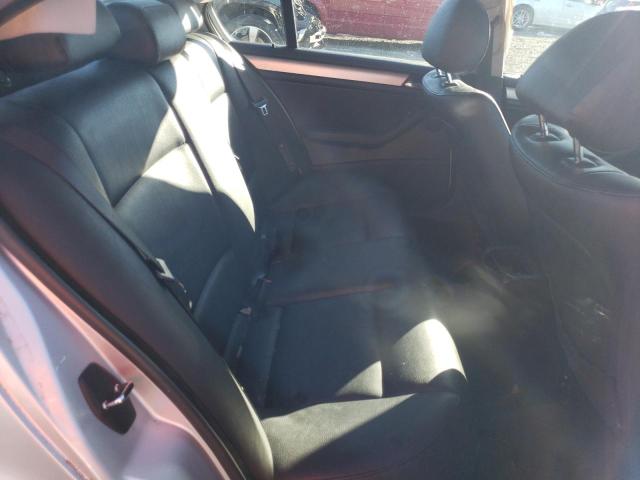Photo 10 from auction – 2004 BMW 325 I with VIN WBAET37444NJ80192