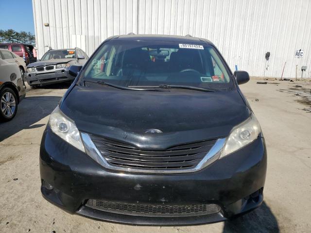Photo 5 from auction – 2016 TOYOTA SIENNA LE with VIN 5TDKK3DCXGS741840