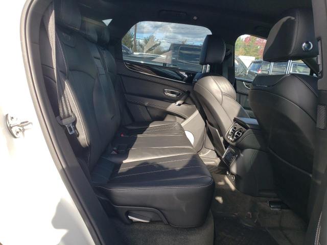 Photo 11 from auction – 2019 BENTLEY BENTAYGA with VIN SJAAM2ZV2KC024354