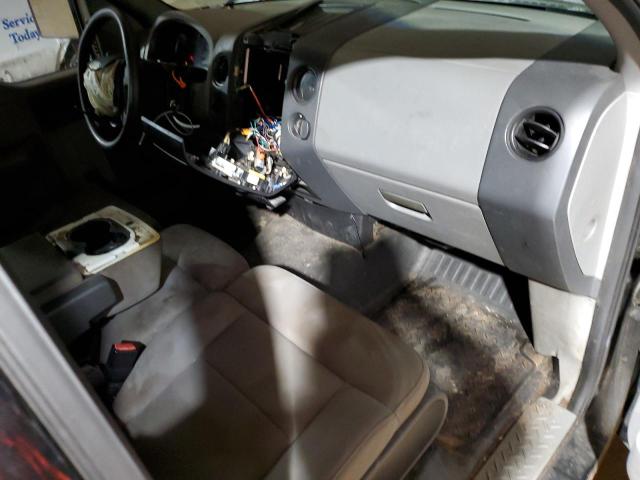 Photo 8 from auction – 2005 FORD F150 with VIN 1FTRF02W25KB48041