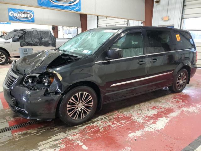 CHRYSLER TOWN & COU 2014 with VIN 2C4RC1HG7ER218830 - Photo from auction