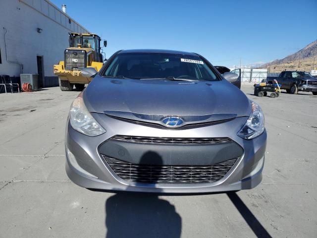 Photo 5 from auction – 2013 HYUNDAI SONATA HYB with VIN KMHEC4A45DA088299