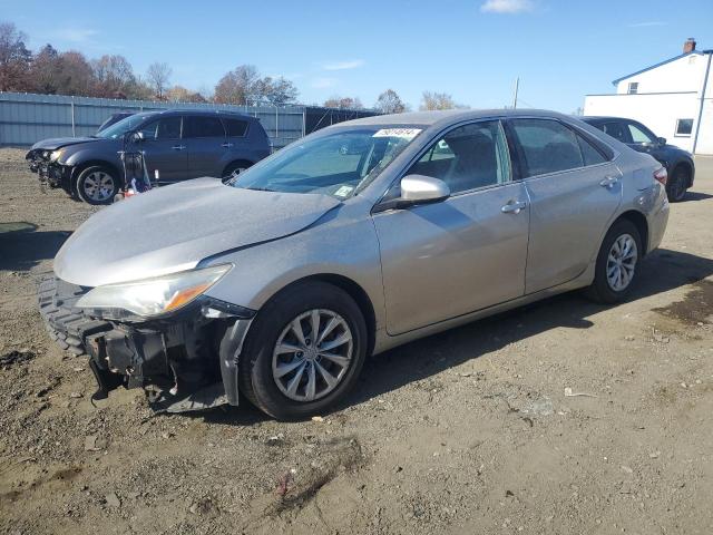 TOYOTA CAMRY LE 2015 with VIN 4T4BF1FK4FR511817 - Photo from auction