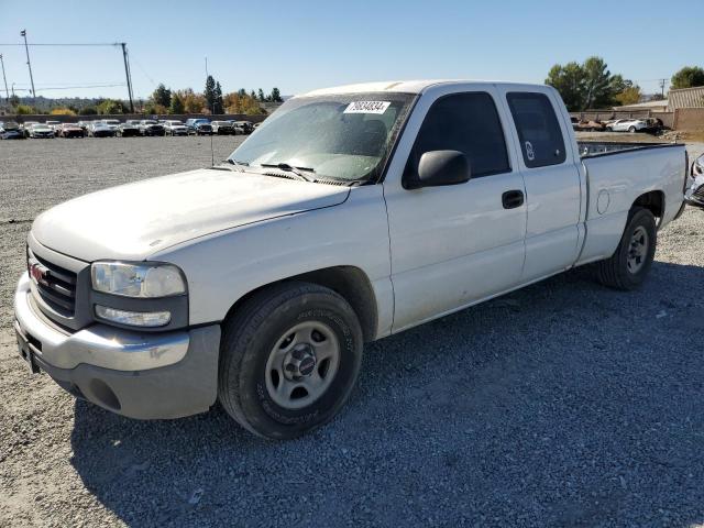 GMC NEW SIERRA 2004 with VIN 2GTEC19V741298168 - Photo from auction