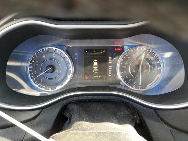 Photo 9 from auction – 2016 CHRYSLER 200 LIMITE with VIN 1C3CCCAB8GN123987