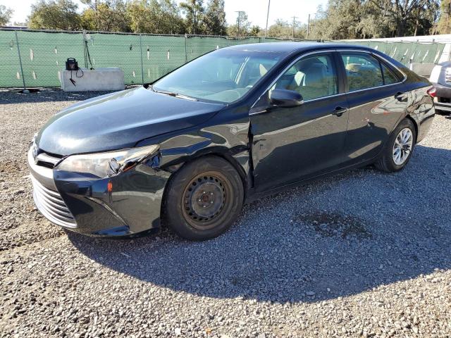 Photo 1 from auction – 2017 TOYOTA CAMRY LE with VIN 4T1BF1FK7HU811364