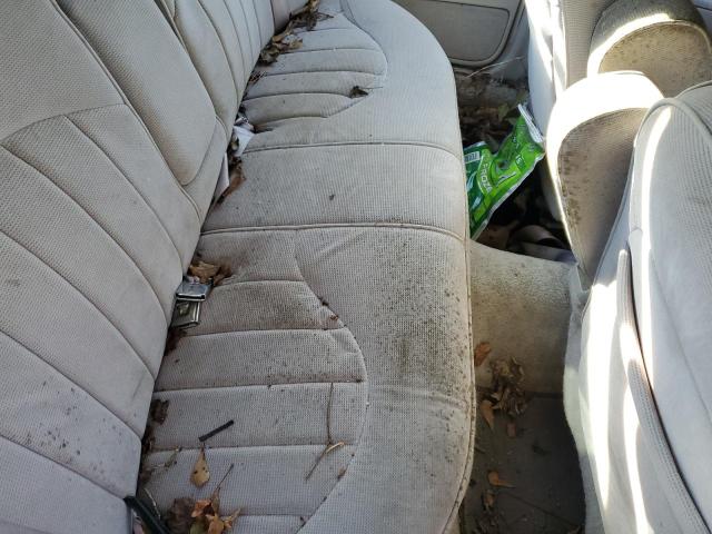 Photo 10 from auction – 1996 MERCURY GRAND MARQ with VIN 2MELM74W8TX691985