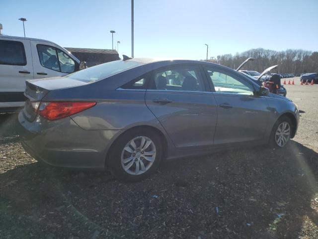 Photo 3 from auction – 2011 HYUNDAI SONATA GLS with VIN 5NPEB4AC8BH072103
