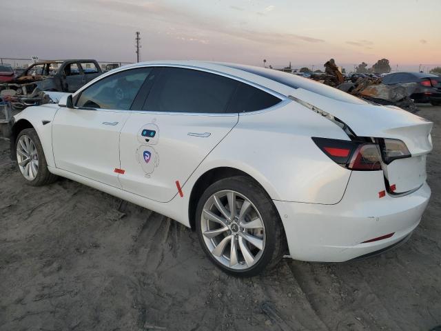 Снимка 2 от търг – 2018 TESLA MODEL 3 с VIN 5YJ3E1EA2JF049175