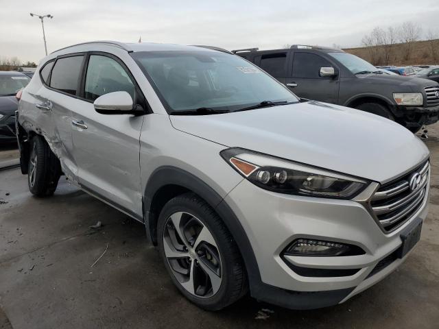 Photo 4 from auction – 2017 HYUNDAI TUCSON LIM with VIN KM8J3CA21HU368278
