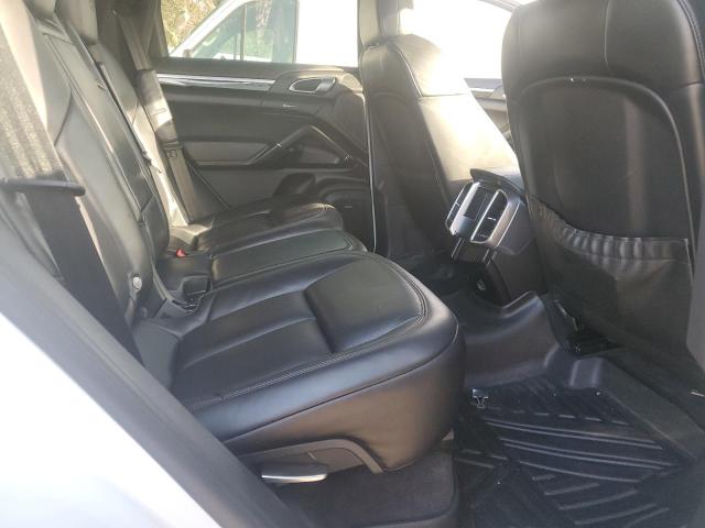 Photo 11 from auction – 2017 PORSCHE CAYENNE with VIN WP1AA2A28HKA82779