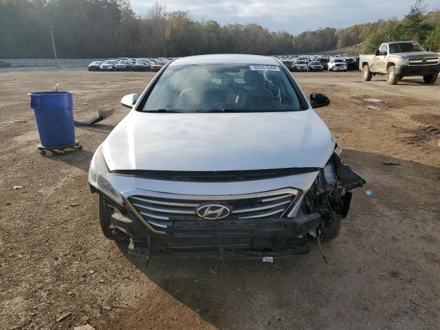 Photo 5 from auction – 2017 HYUNDAI SONATA SE with VIN 5NPE24AF9HH548877
