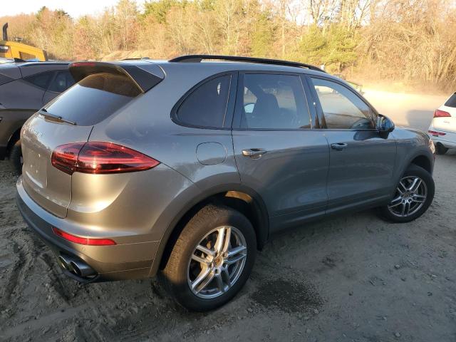 Photo 3 from auction – 2017 PORSCHE CAYENNE S with VIN WP1AB2A25HLA50282