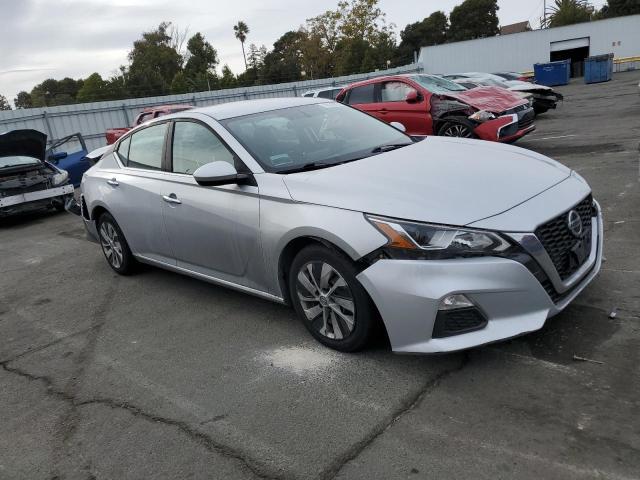 Photo 4 from auction – 2019 NISSAN ALTIMA S with VIN 1N4BL4BV4KC113232