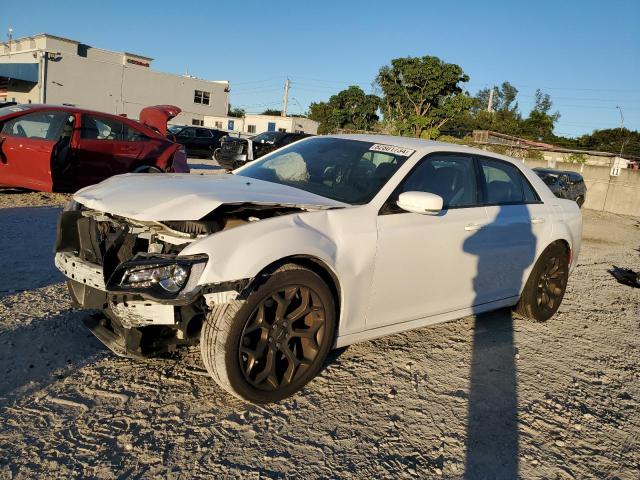 CHRYSLER 300 S 2017 with VIN 2C3CCABG1HH506601 - Photo from auction