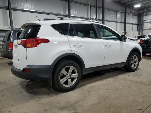 Photo 3 from auction – 2015 TOYOTA RAV4 XLE with VIN 2T3RFREV2FW381255