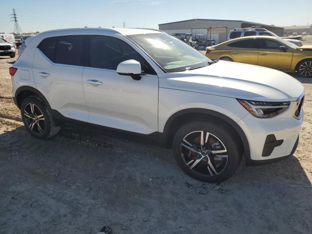 Photo 4 from auction – 2025 VOLVO XC40 CORE with VIN YV4L12UJ3S2450867