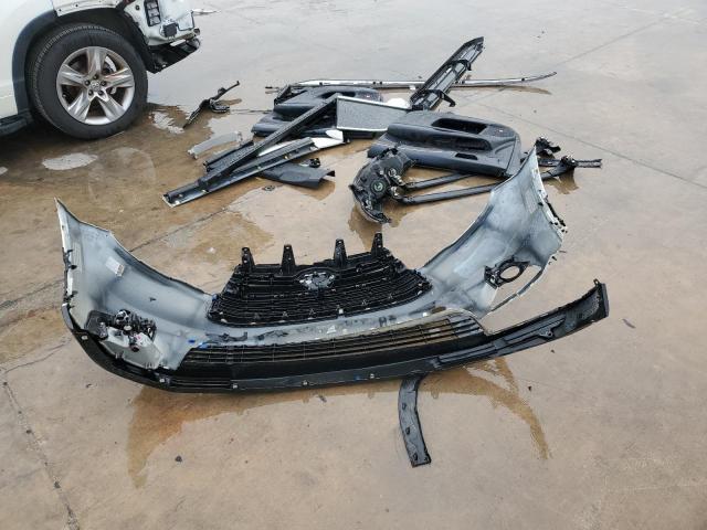 Photo 13 from auction – 2015 TOYOTA HIGHLANDER with VIN 5TDYKRFH5FS108165