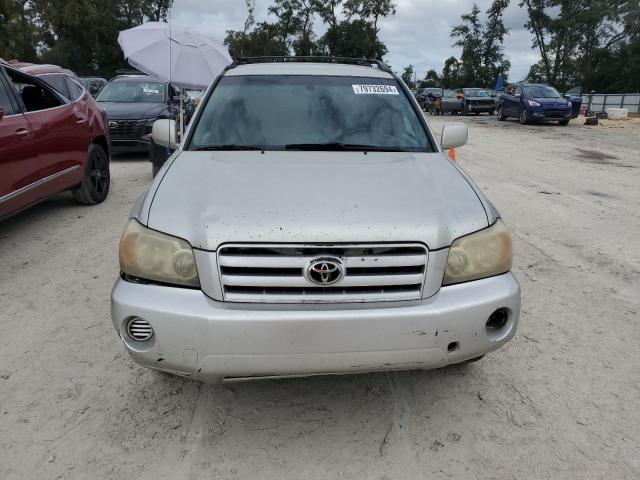 Photo 5 from auction – 2004 TOYOTA HIGHLANDER with VIN JTEGD21AX40085016