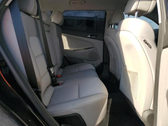 Photo 11 from auction – 2017 HYUNDAI TUCSON LIM with VIN KM8J33A45HU442108