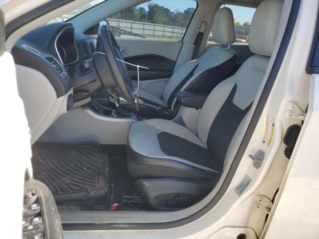Photo 7 from auction – 2017 JEEP COMPASS LA with VIN 3C4NJDBB9HT668015
