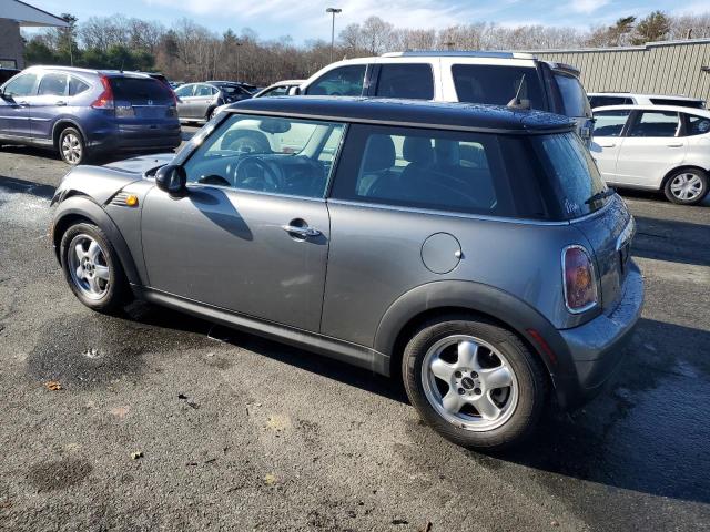 Photo 2 from auction – 2010 MINI COOPER with VIN WMWMF3C53ATZ21649
