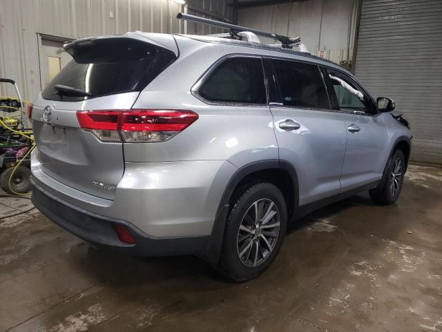 Photo 3 from auction – 2019 TOYOTA HIGHLANDER with VIN 5TDJZRFH9KS712163