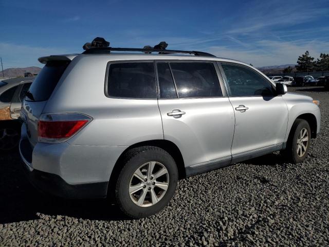 Photo 3 from auction – 2012 TOYOTA HIGHLANDER with VIN 5TDBK3EH7CS156086