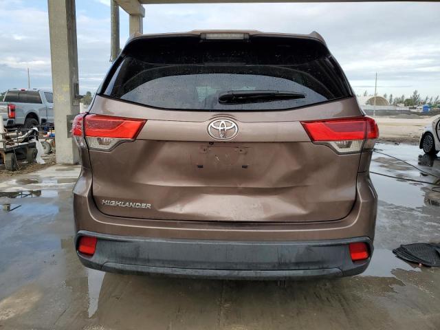 Photo 6 from auction – 2018 TOYOTA HIGHLANDER with VIN 5TDZARFH6JS033234
