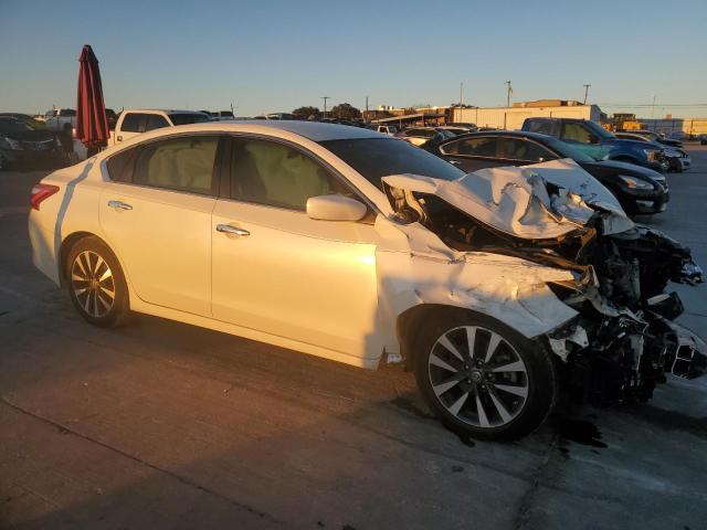 Photo 4 from auction – 2016 NISSAN ALTIMA 2.5 with VIN 1N4AL3AP3GC261002