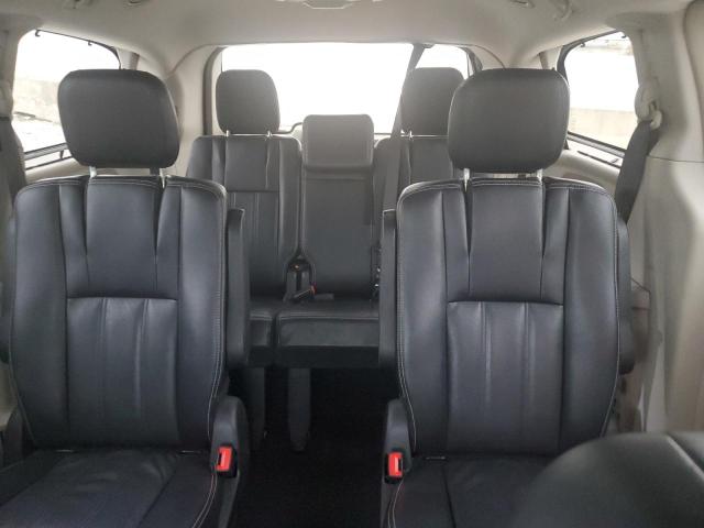 Photo 10 from auction – 2015 CHRYSLER TOWN & COU with VIN 2C4RC1CG8FR525903