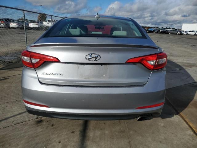 Photo 6 from auction – 2017 HYUNDAI SONATA SE with VIN 5NPE24AF2HH530155