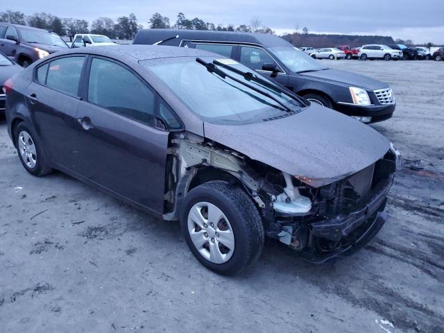 Photo 4 from auction – 2017 KIA FORTE LX with VIN 3KPFK4A78HE016683