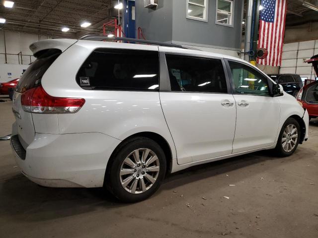 Photo 3 from auction – 2011 TOYOTA SIENNA XLE with VIN 5TDYK3DC5BS006038