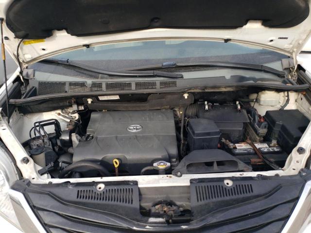 Photo 12 from auction – 2014 TOYOTA SIENNA LE with VIN 5TDKK3DC0ES427031