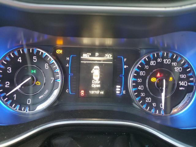 Photo 9 from auction – 2015 CHRYSLER 200 LIMITE with VIN 1C3CCCAB1FN621494