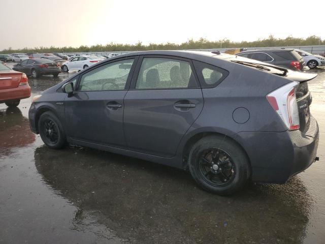 Photo 2 from auction – 2013 TOYOTA PRIUS with VIN JTDKN3DU2D5683966